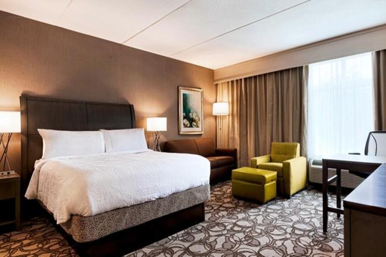 Hilton Garden Inn Lenox Питсфийлд Екстериор снимка