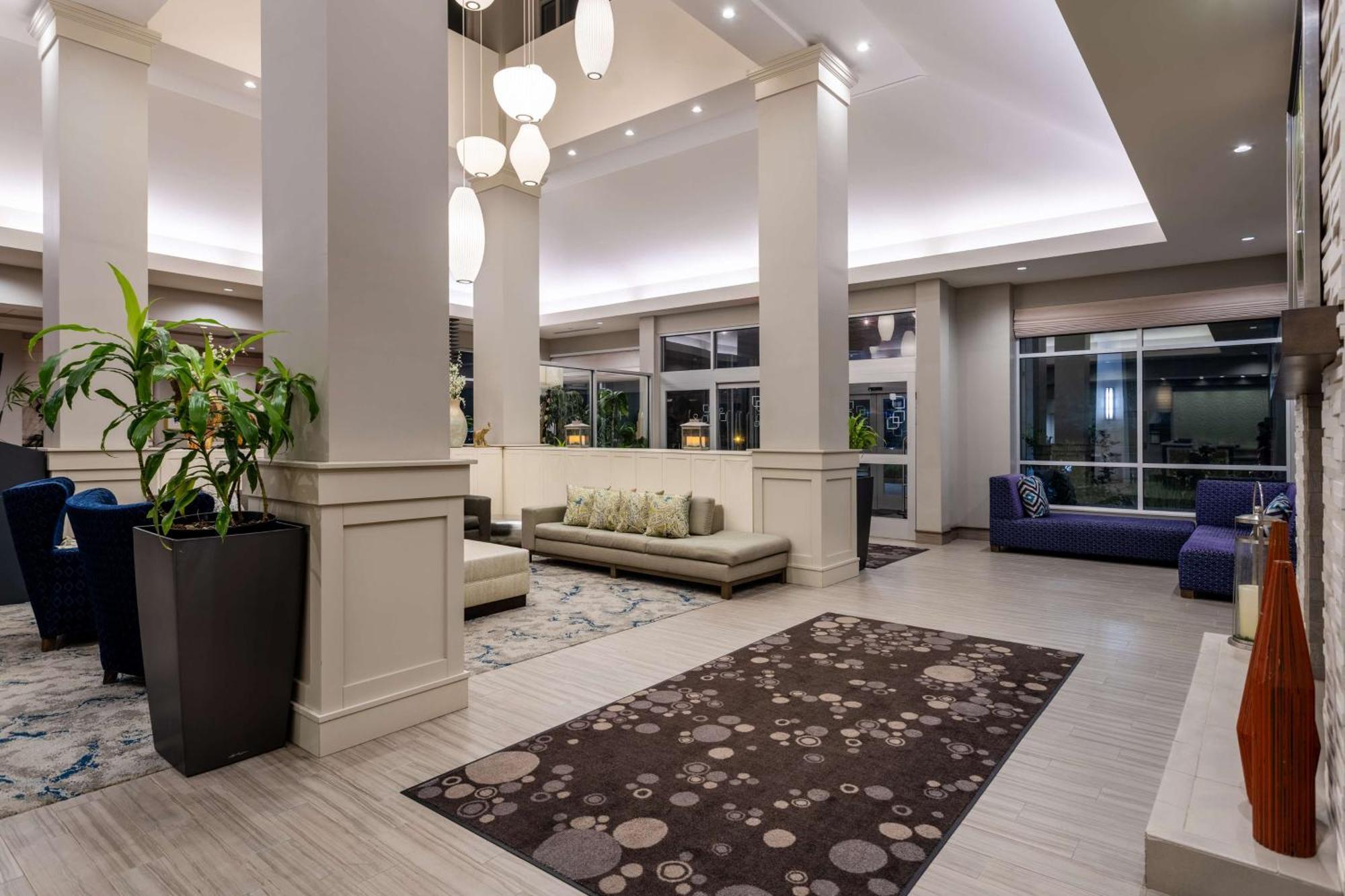 Hilton Garden Inn Lenox Питсфийлд Екстериор снимка