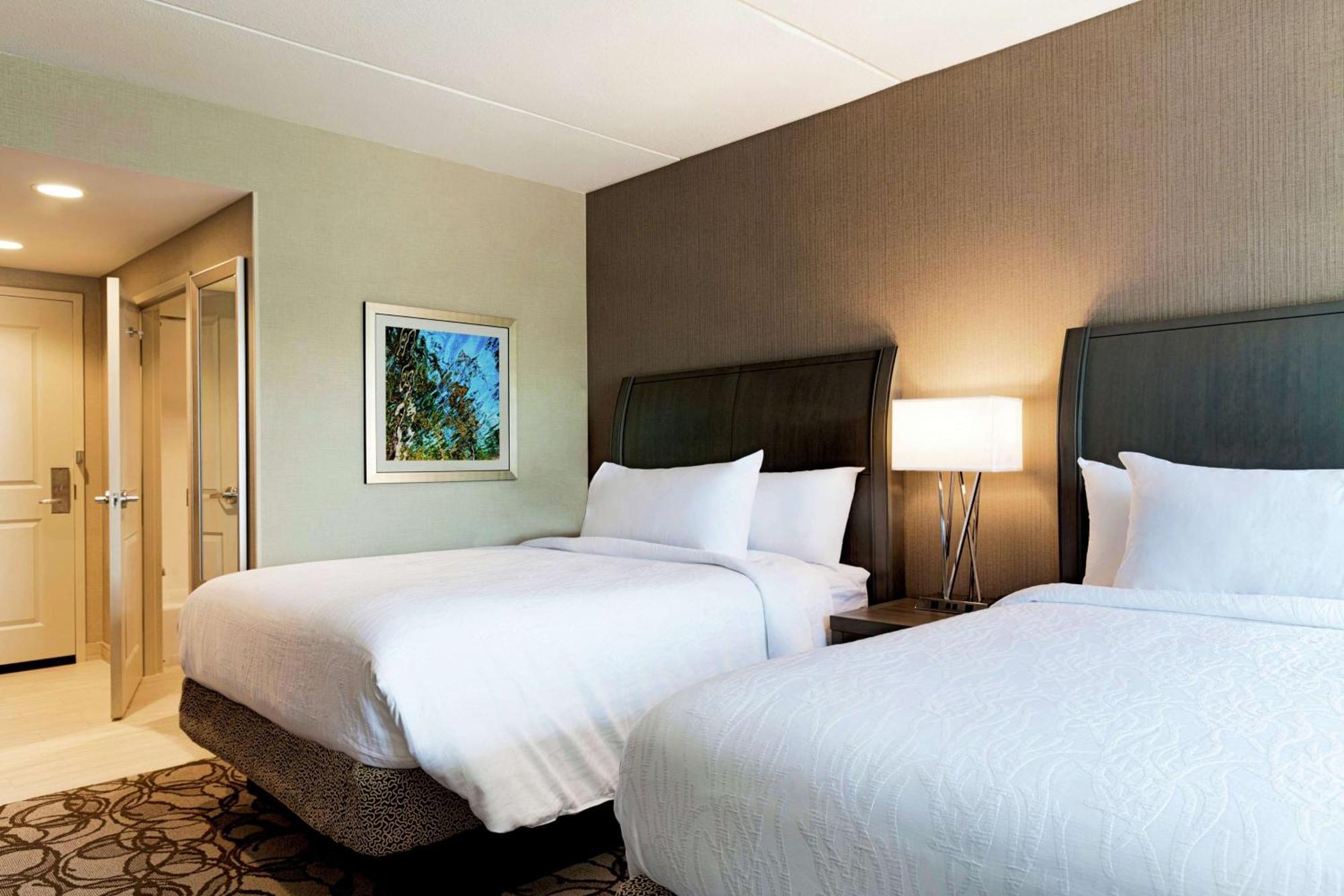 Hilton Garden Inn Lenox Питсфийлд Екстериор снимка